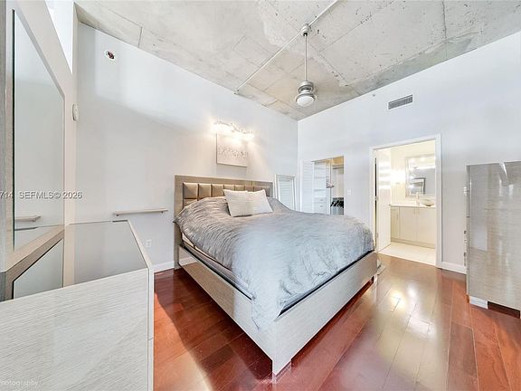 5th image of 2001 Biscayne Blvd APT 2311