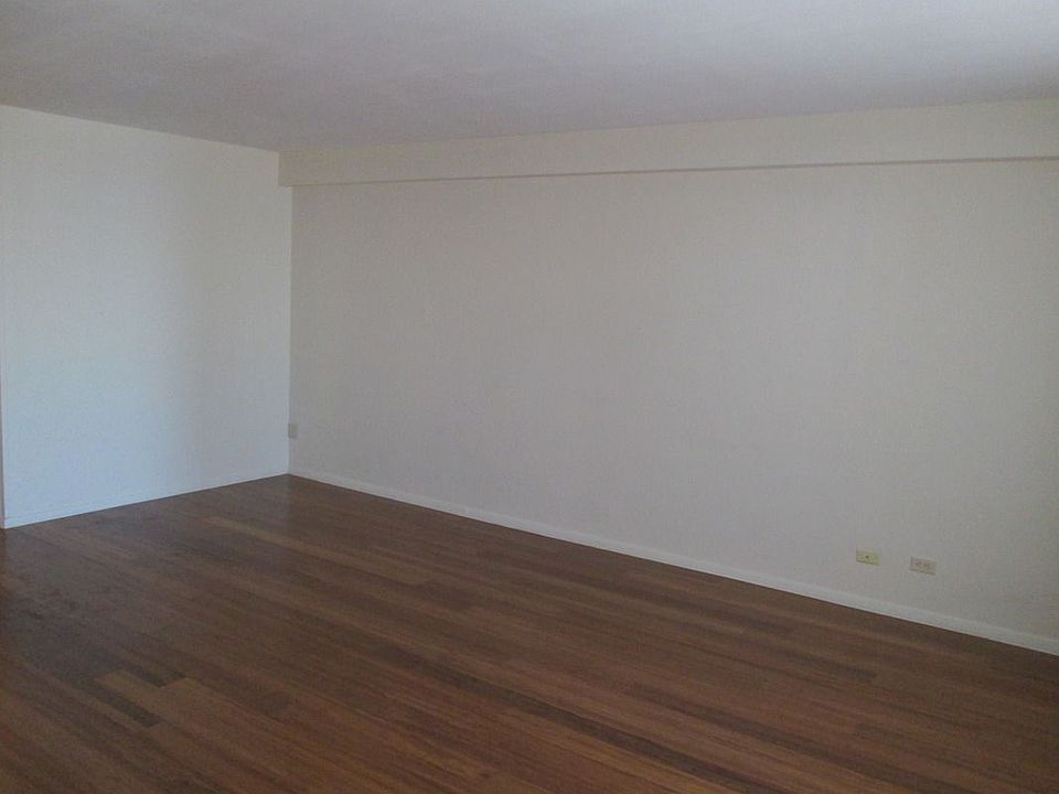 1st image of 2928 W 5th St #17S