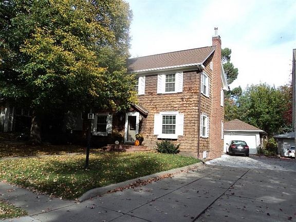 2nd image of 3040 Puritan Ave