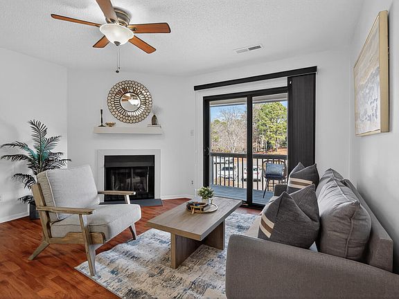 4th image of 3700 Chimney Ridge Pl APT 201