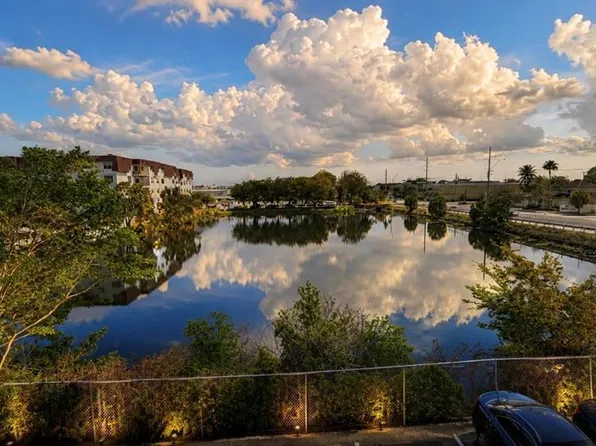 6831 W 14th Ct APT 306, Hialeah, FL 33014