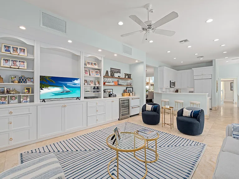 660 Anchor Dr — Photo 17