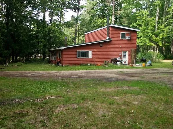 8224 Aarwood Trl NW, Rapid City, MI 49676