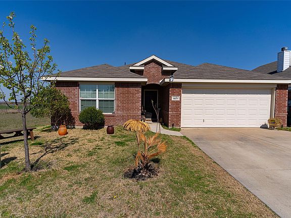 2nd image of 10317 Manhassett Dr