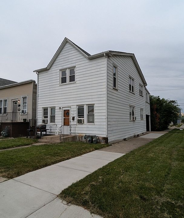 1st image of 163 E 23rd St