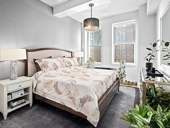 3rd image of 80 Chambers St APT 11B