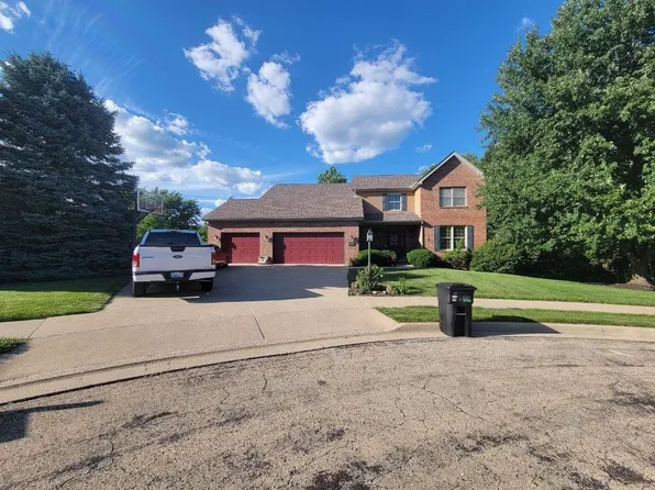 2601 W Windflower Ct, Peoria, IL 61615