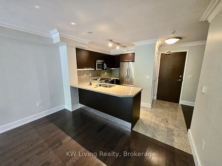 650 Sheppard Ave E #220 — Photo 2