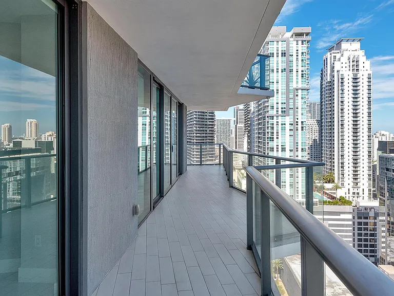 1300 S Miami Ave #2401 — Photo 32