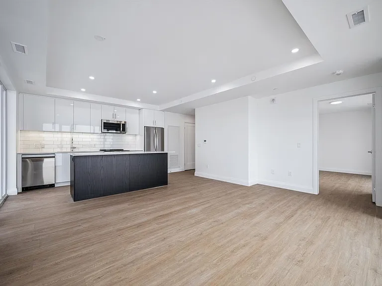 410 Westhaven St — Photo 54