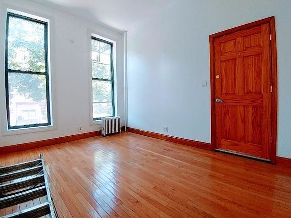 3rd image of 650 Union St #2B