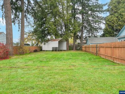 10 E St, Lebanon, OR, 97355
