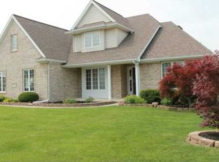 8138 Silverstone Dr, Waterville, OH 43566