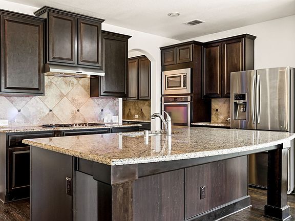 5th image of 5115 Live Oak Dr