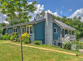 499 Deaverview Rd, Asheville, NC 28806