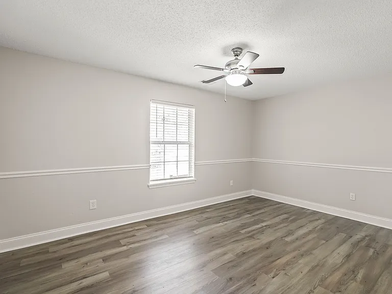 438 E Pine Ridge Dr — Photo 13
