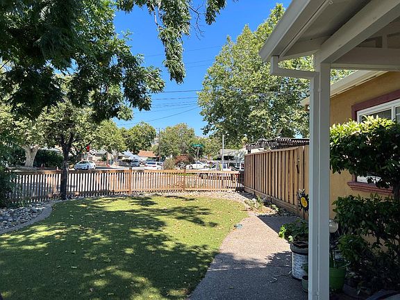 4th image of 13550 Highwood Dr