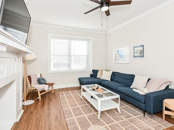 2nd image of 2015 McNair Ave #1F