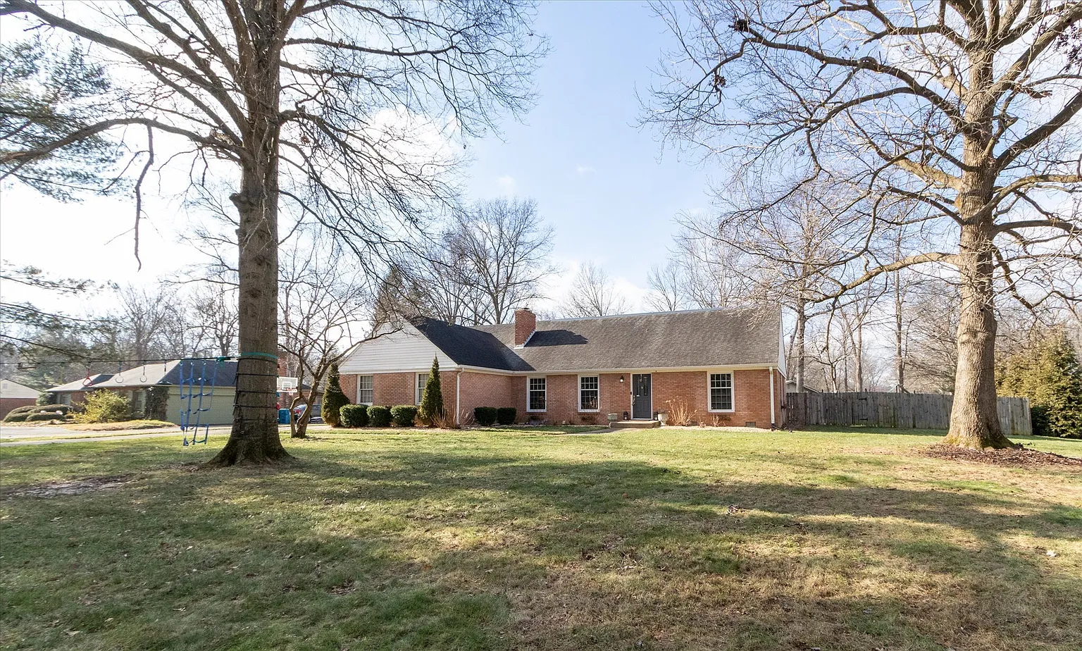 4370 Grayson Dr photo 1