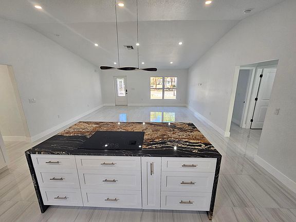 4th image of 2964 NW 36th Avenue