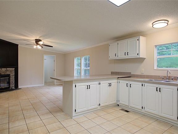 3rd image of 97 Waldrip Rd
