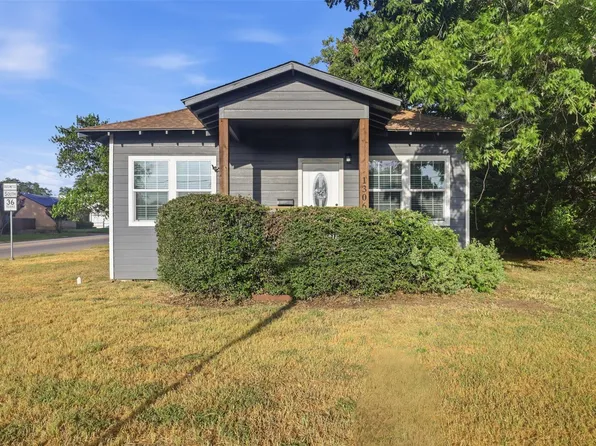 1306 S Austin St, Brenham, TX 77833
