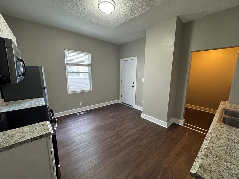 111 Dakota Ave — Photo 10
