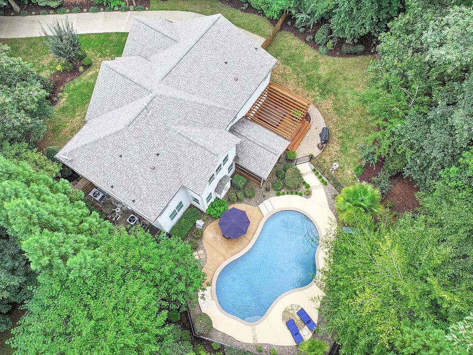 1st image of 1807 W Chapman Ct