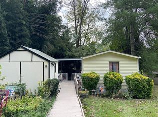 23 Nuthatch Rd, Hendersonville, NC 28792