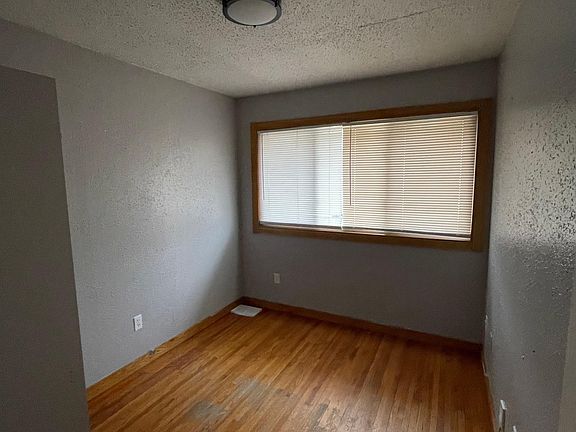 3rd image of 10327 Dudley Dr