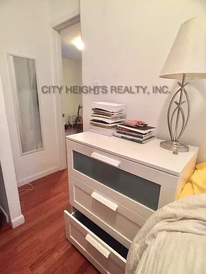 Rented by City Heights Realty | media 29