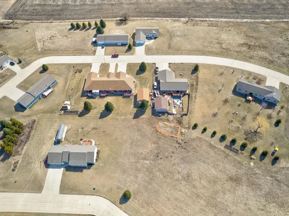 1673 365th Ave, Estherville, IA 51334