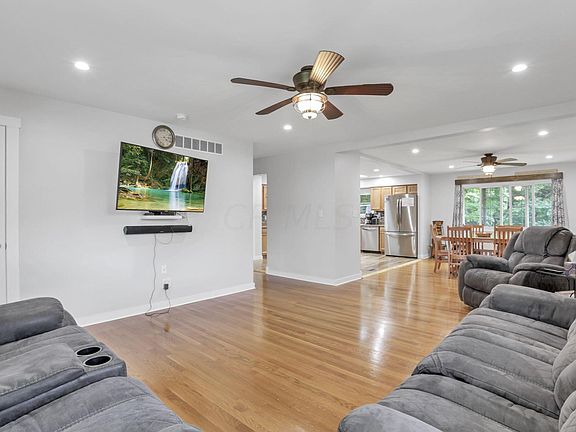 5th image of 1881 Pleasant View Dr NE