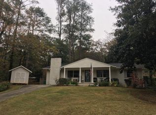 338 Crestview Cir, Roswell, GA 30075