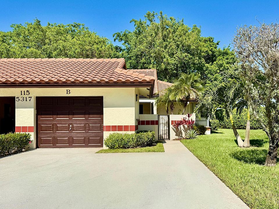 1st image of 5317 Fig Palm Way #B