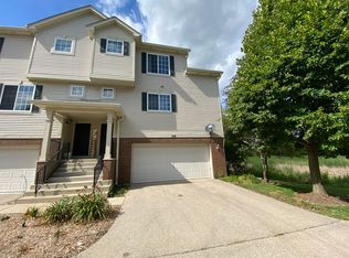 346 Evergreen Cir UNIT 346, Gilberts, IL 60136