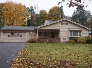 17 Bryn Mawr Rd, Rochester, NY 14624