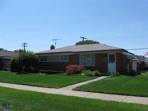 2nd image of 31943 Bradner Dr