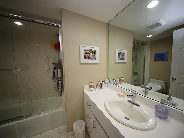 173 Oak St #104 — Photo 9