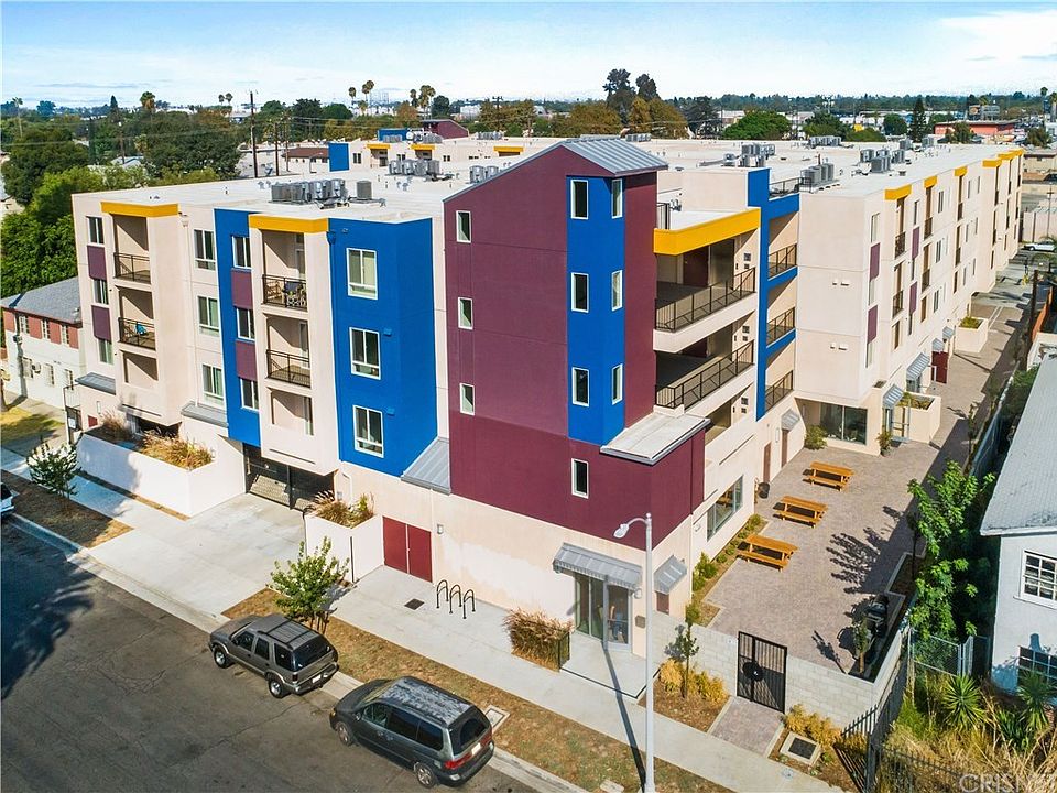 1st image of 13639 Leadwell St #222