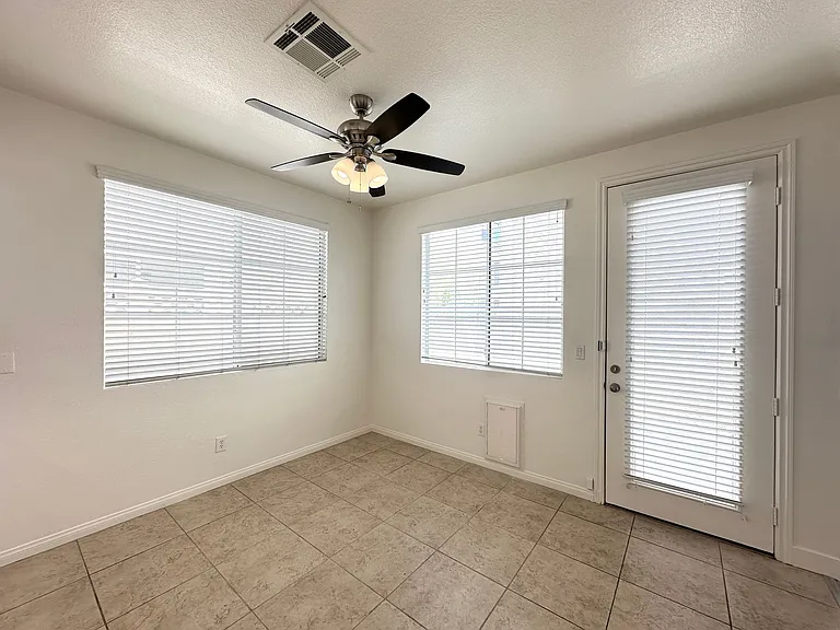 6056 Clear Sail Ct — Photo 10
