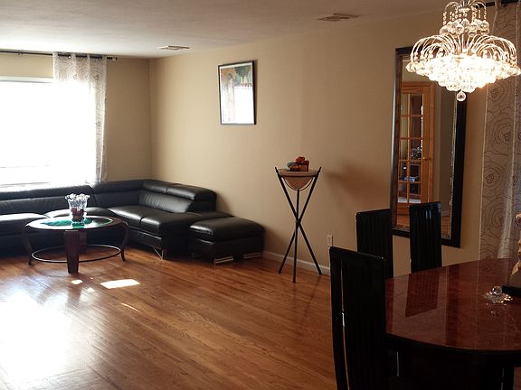2nd image of 20 Sampson Ave