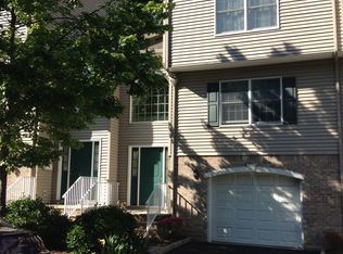 78 Elm St, Allendale, NJ 07401