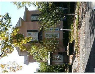 2nd image of 304 Henry Ave