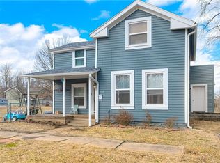 720 E Mill St, Liberty, MO 64068