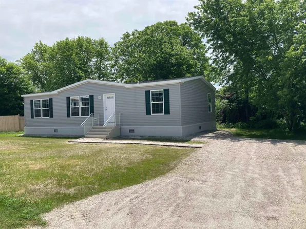 40 School Street, Canaan, NH 03741