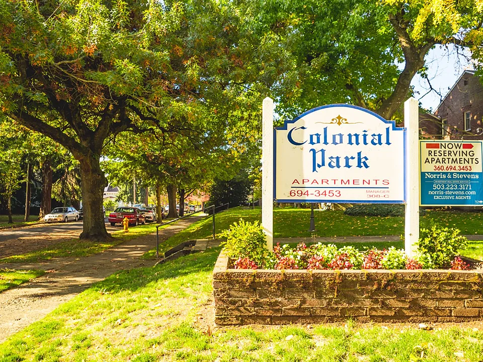 Colonial Park Apartments - Comfortable Living with a $99 Deposit Move-In Special