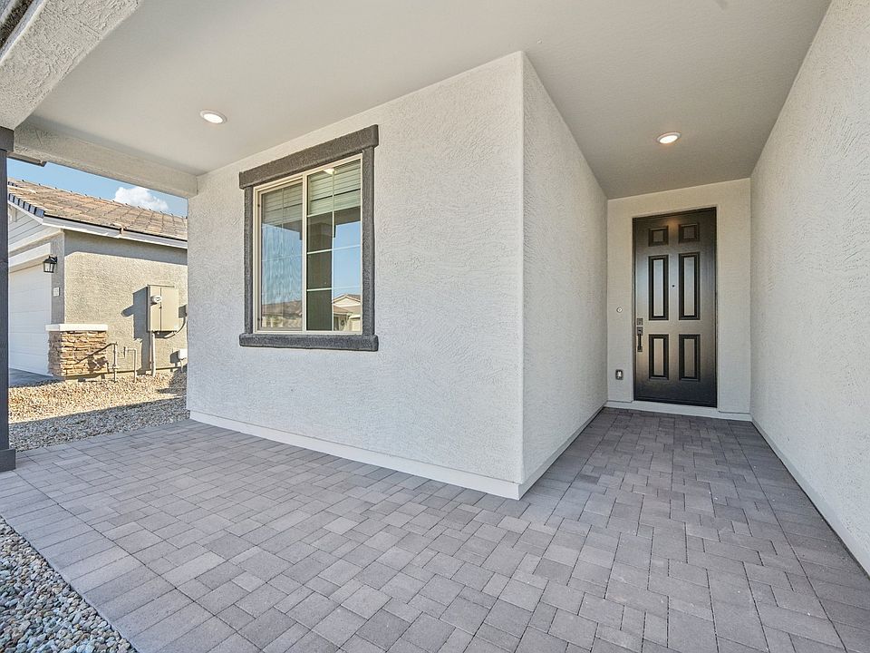 Agave Trails - Sage Interior Image 1