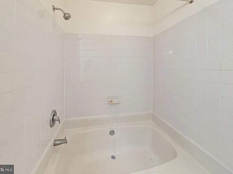 254 Steeplechase Ct — Photo 18