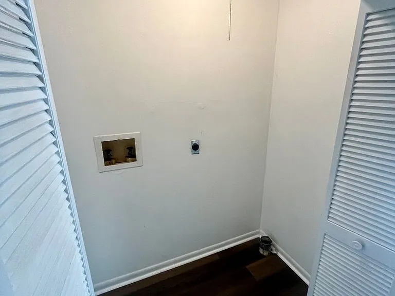 407 Lugenia Dr — Photo 6